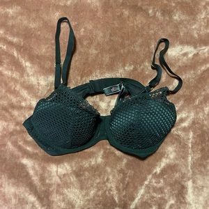 Victoria’s Secret Black Lace Plunge Bra NWOT